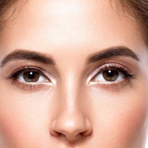 Tips For A Faster Recovery After Eyelid Surgery In Dubai